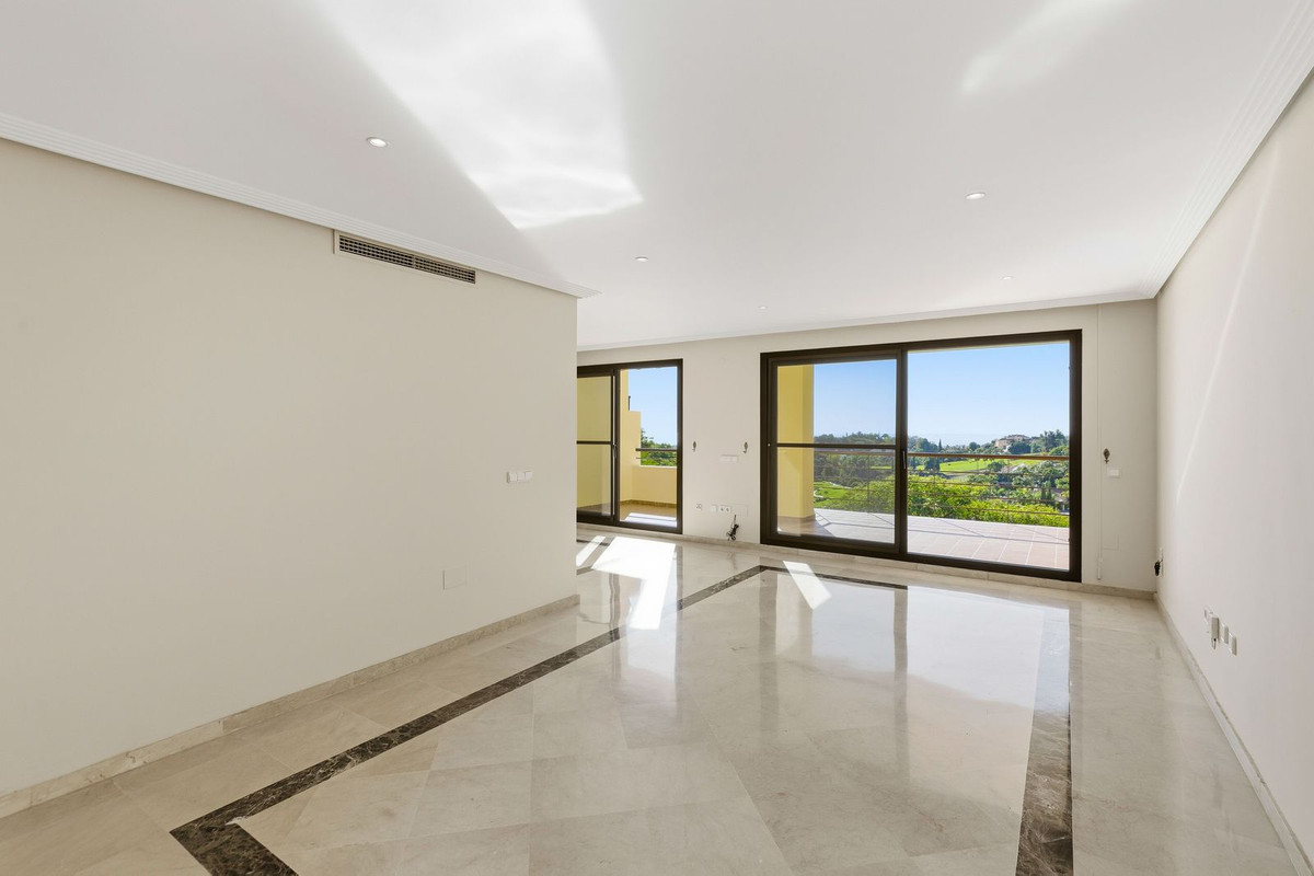 4 Bedroom Apartment for Sale in Los Arqueros — 3