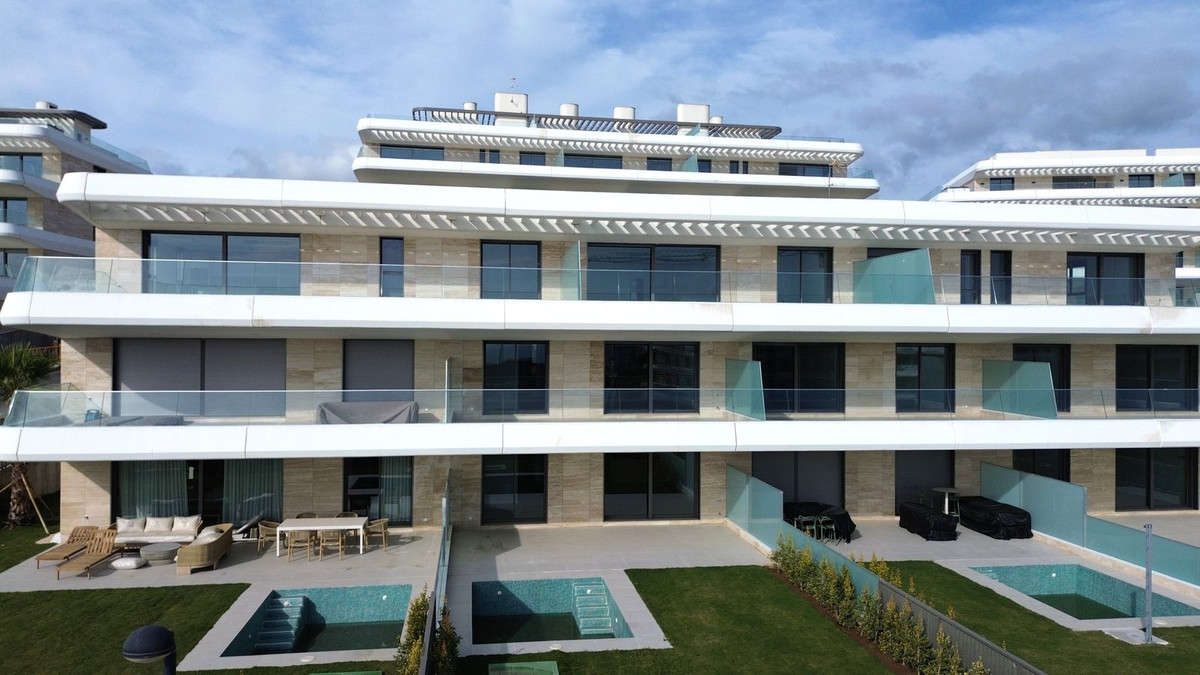 2 Bedroom Apartment for Sale in Estepona — 4