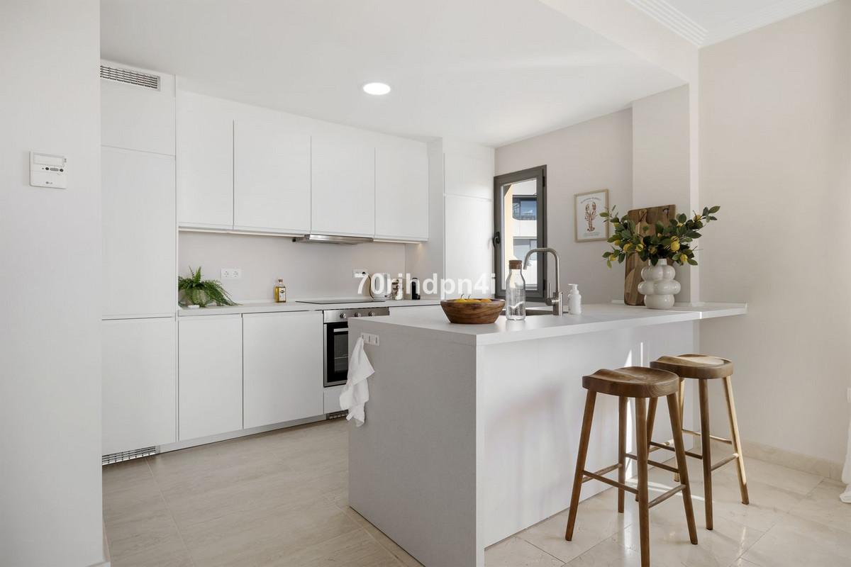 3 Bedroom Apartment for Sale in Selwo — 3