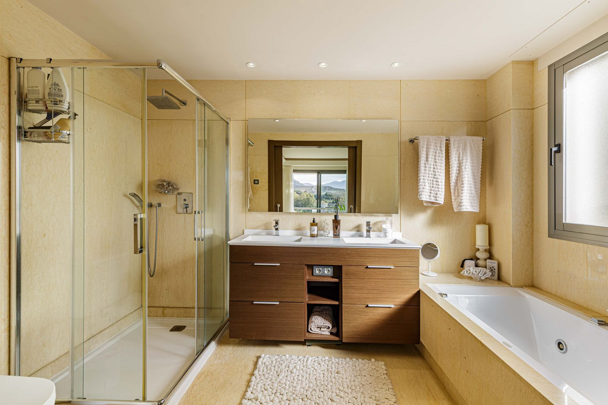 3 Bedroom Apartment for Sale in Los Arqueros — 8