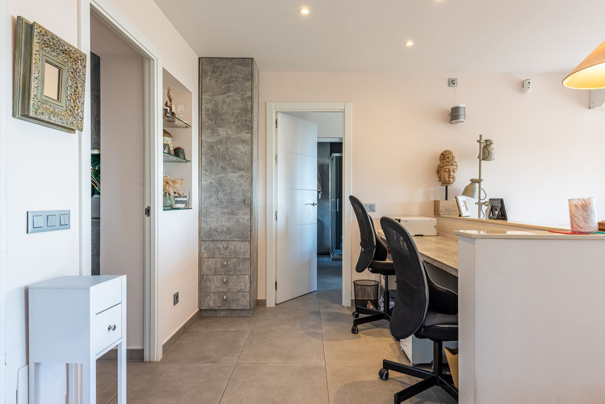 2 Bedroom Apartment for Sale in Los Arqueros — view 10