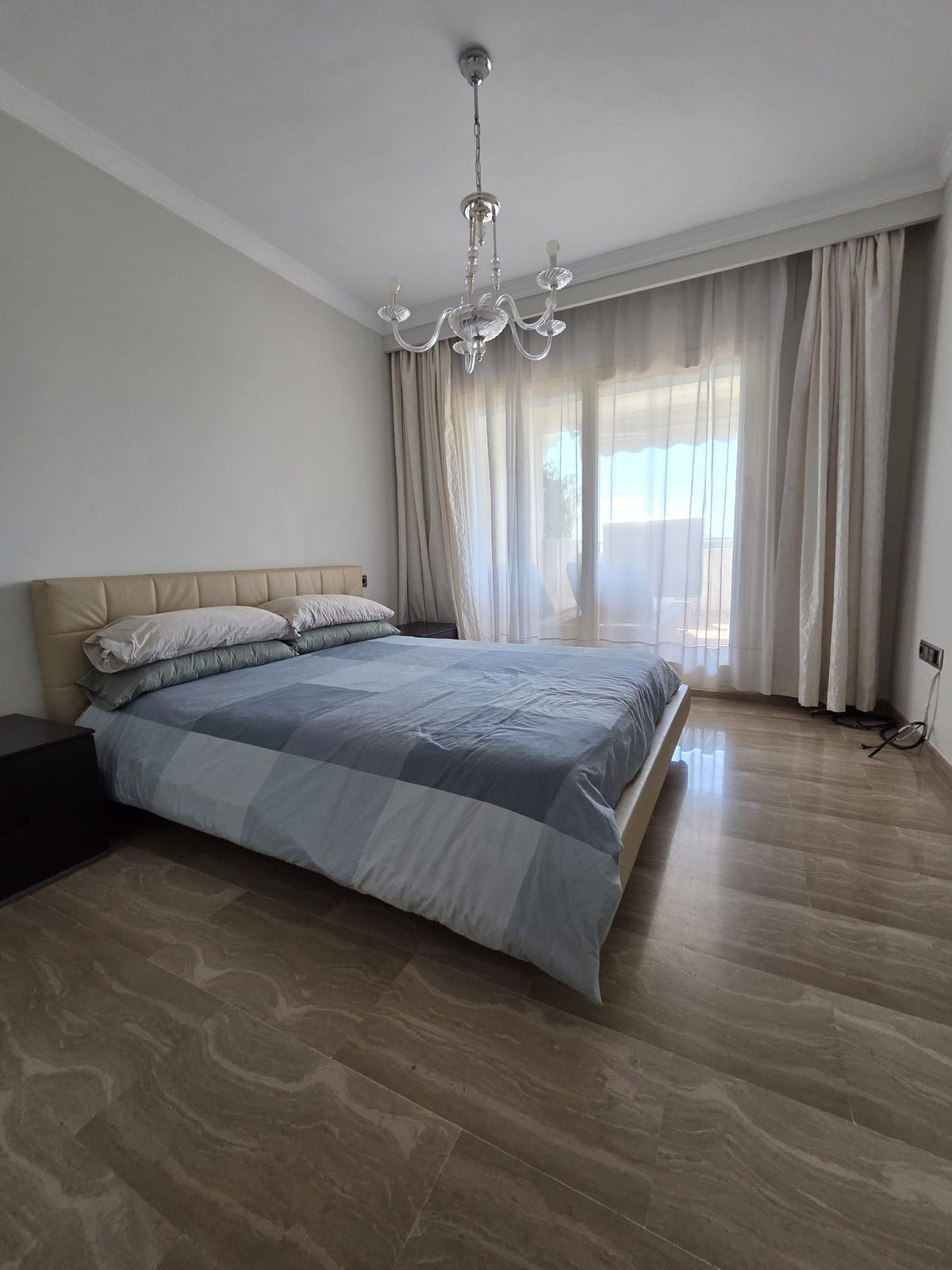 3 Bedroom Apartment for Sale in Sierra Blanca — view 10