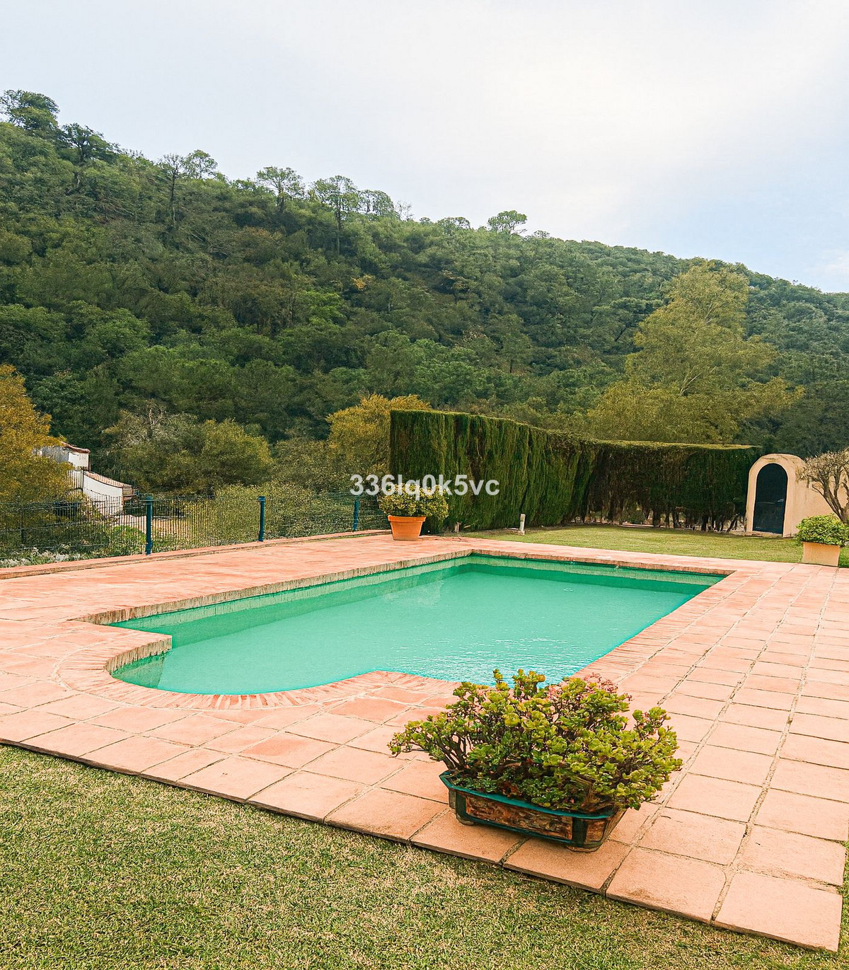 5 Bedroom Villa for Sale in Benahavís — 5