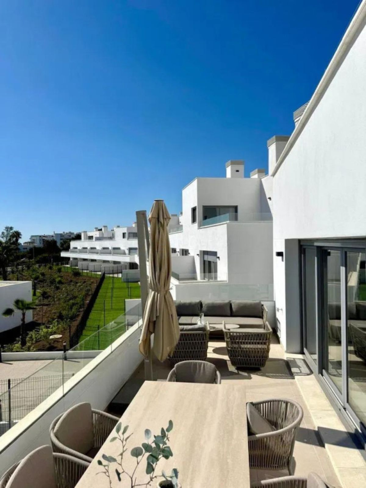 2 Bedroom Apartment for Sale in Bel Air