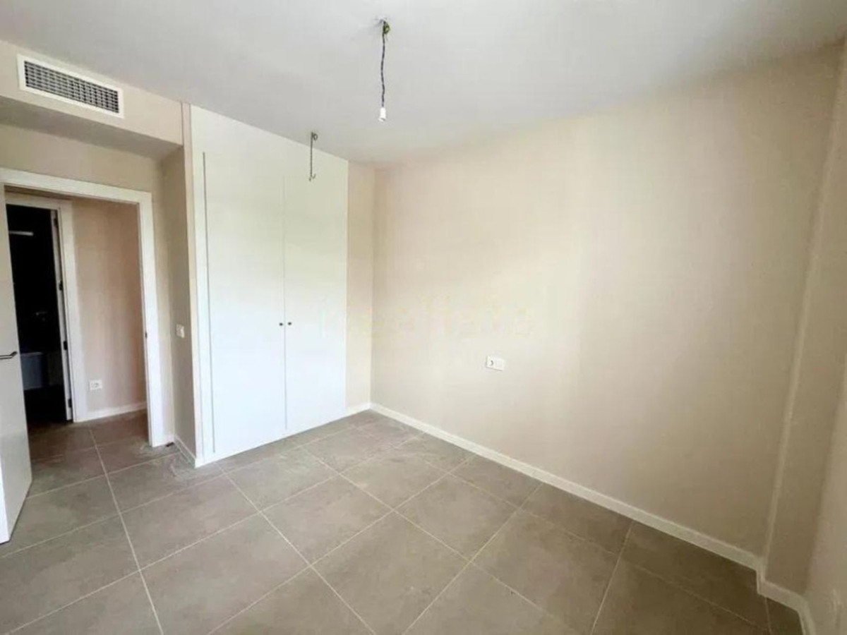 2 Bedroom Apartment for Sale in Bel Air — 6