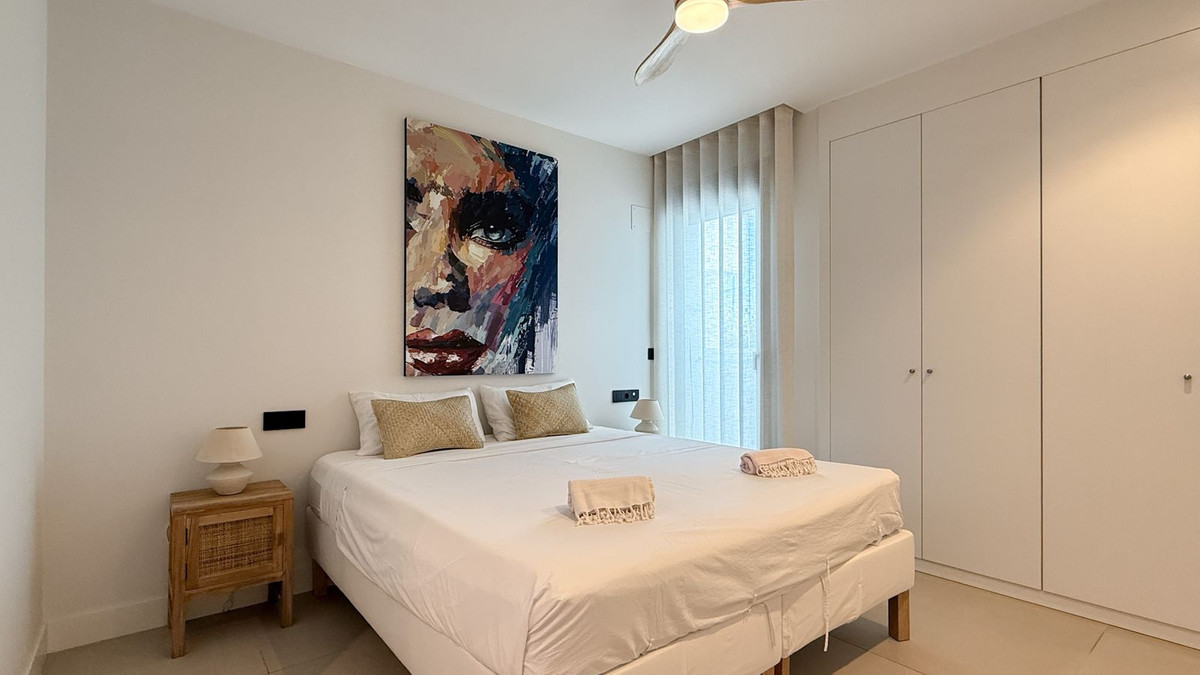2 Bedroom Apartment for Sale in Estepona — 5