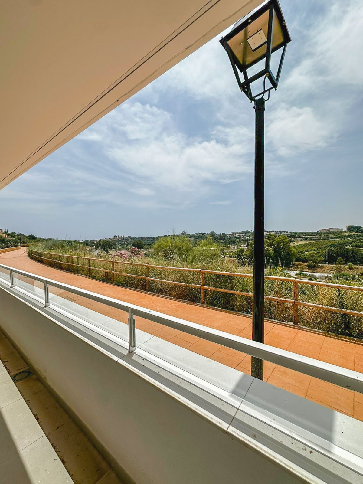 3 Bedroom Apartment for Sale in Estepona — 8