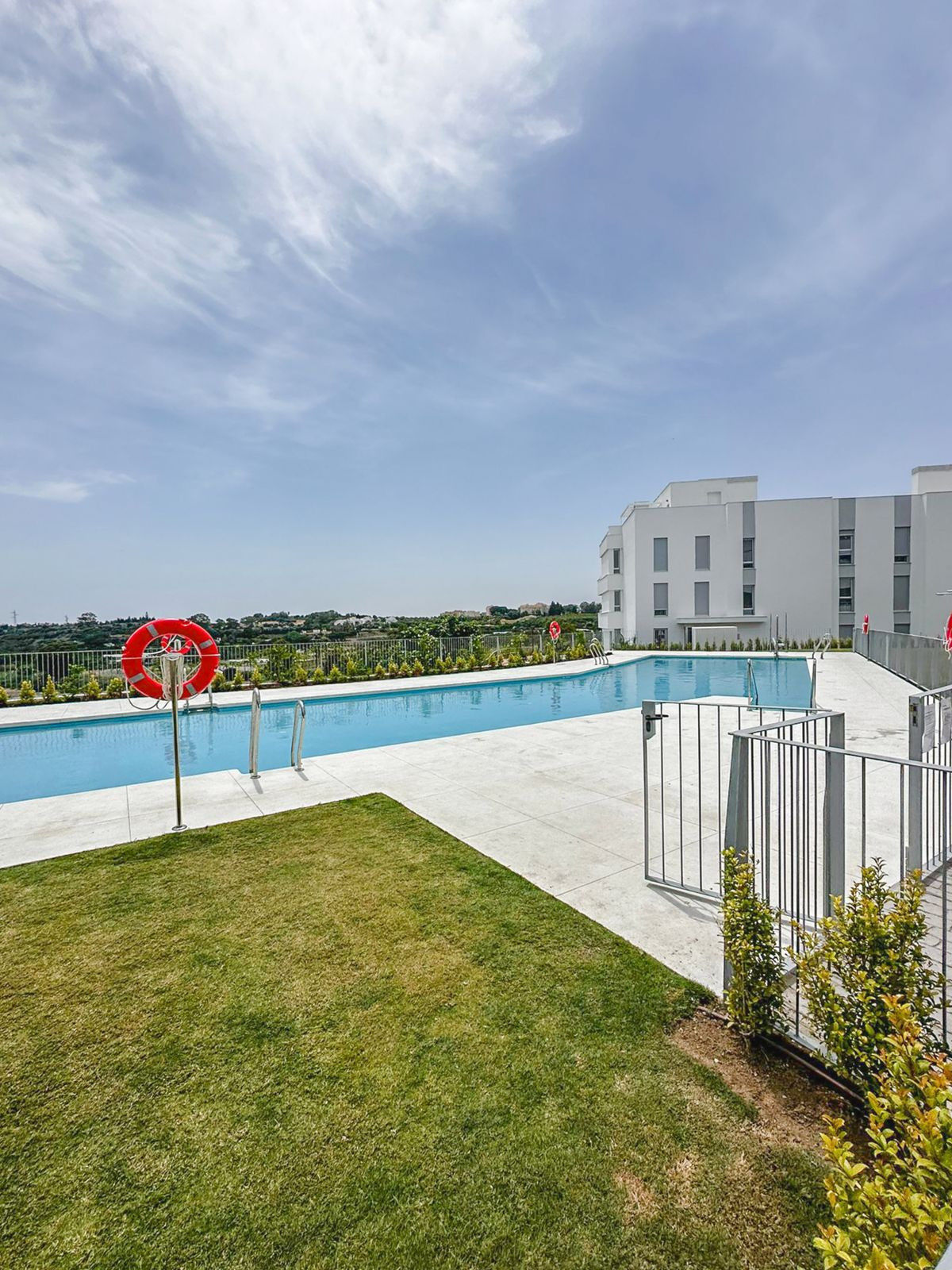 3 Bedroom Apartment for Sale in Estepona — 9