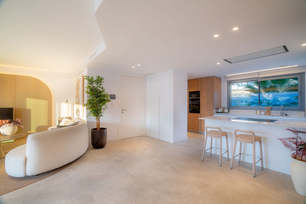 3 Bedroom Apartment for Sale in Marbella — 4