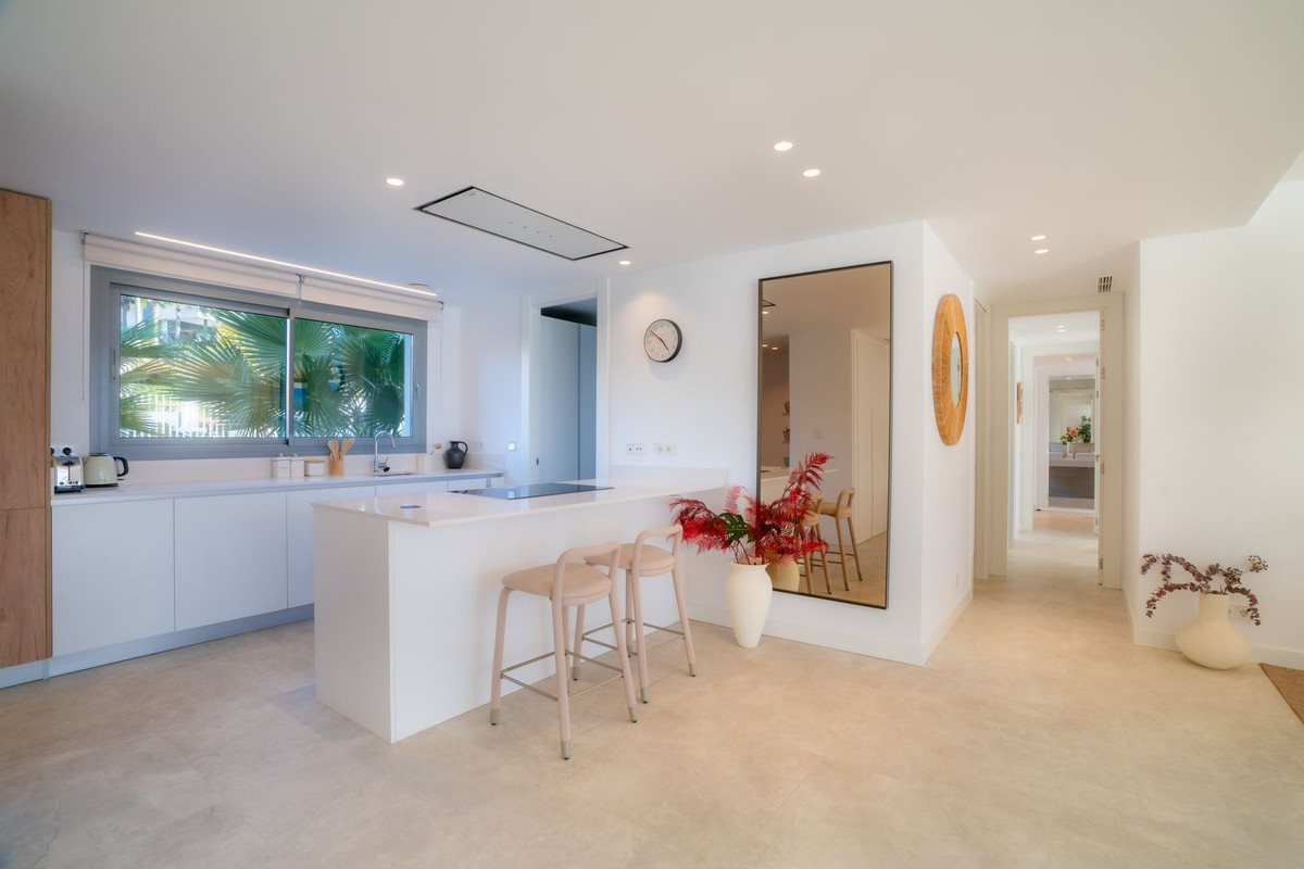 3 Bedroom Apartment for Sale in Marbella — 5