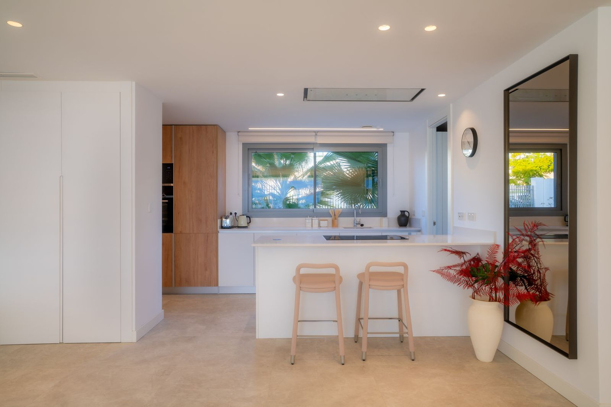 3 Bedroom Apartment for Sale in Marbella — 6