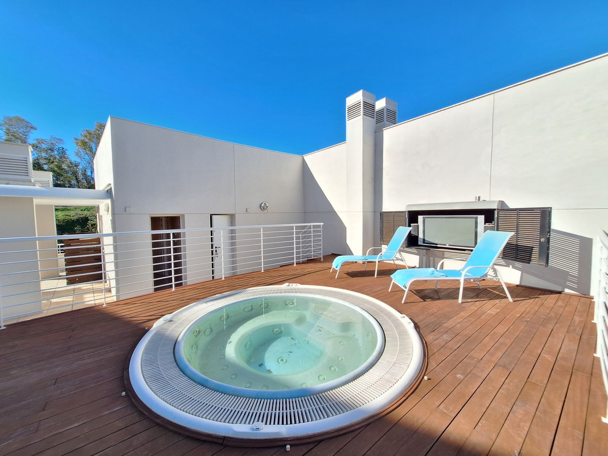 3 Bedroom Apartment for Sale in Nueva Andalucía