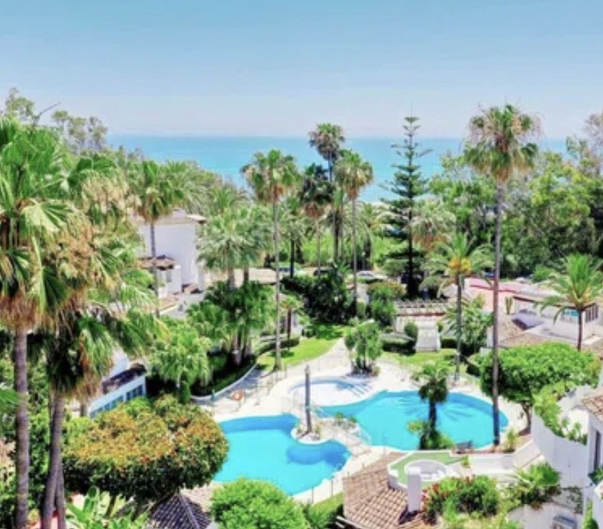 3 Bedroom Apartment for Sale in Marbella — 3