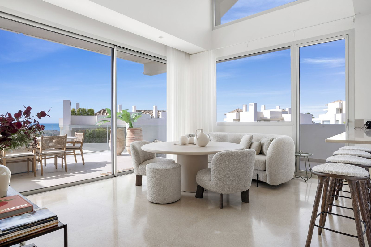 3 Bedroom Apartment for Sale in Benahavís — 4