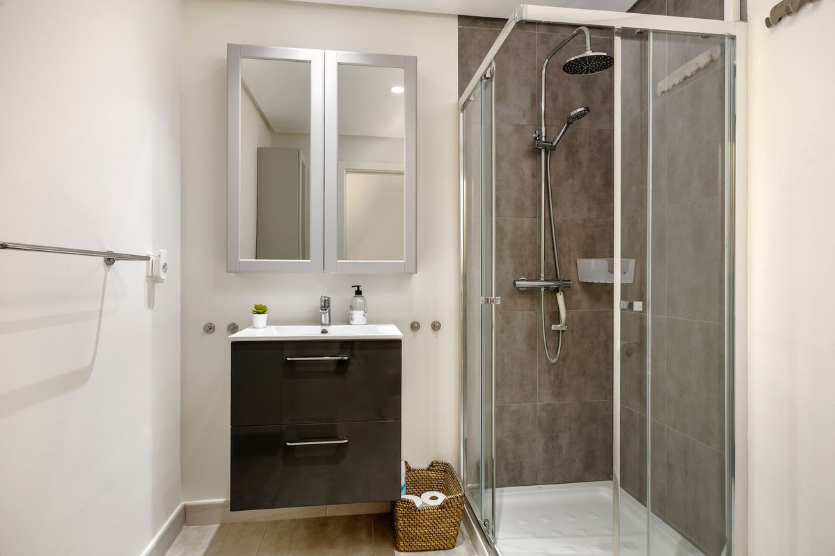 3 Bedroom Apartment for Sale in Nueva Andalucía — 5