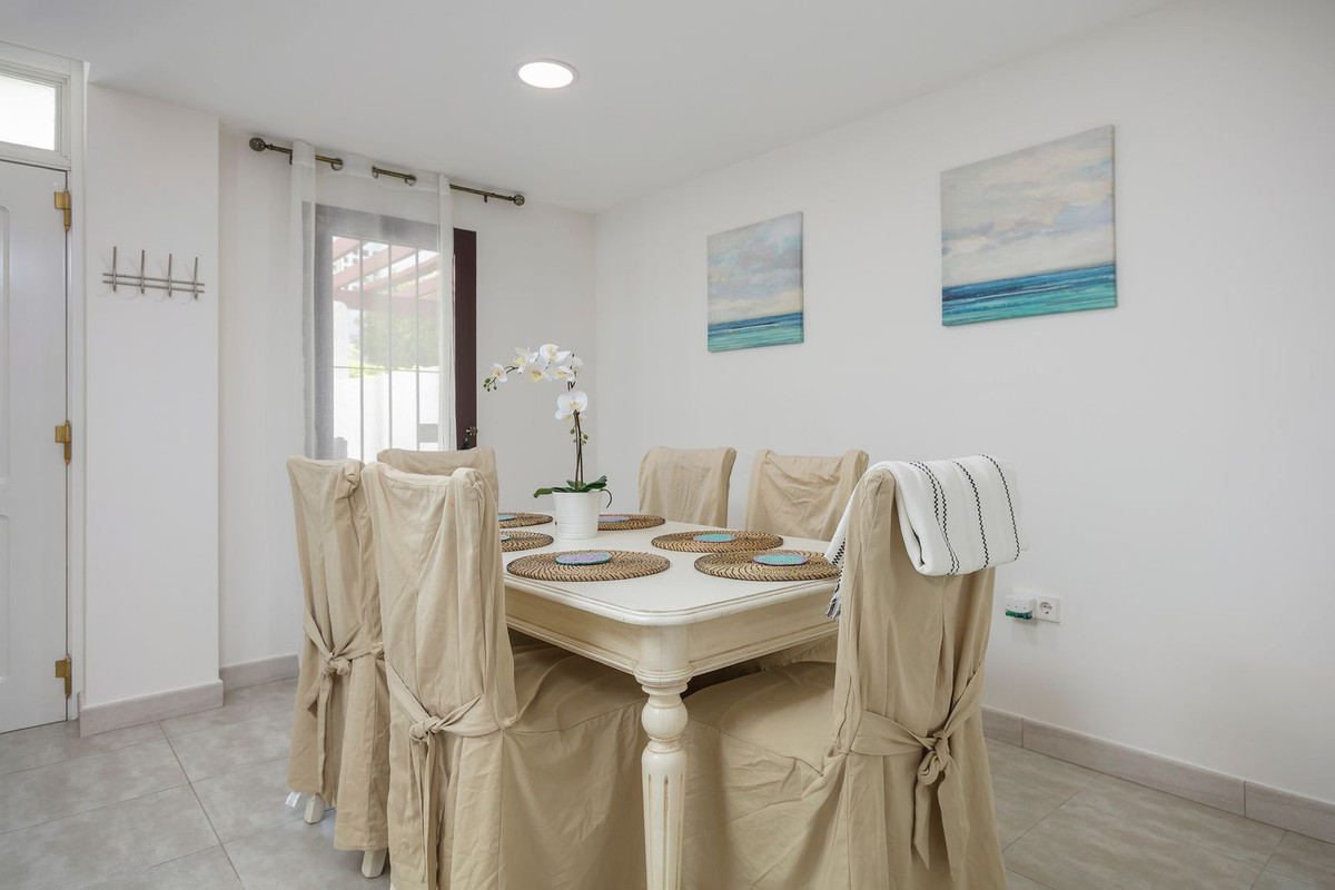 3 Bedroom Apartment for Sale in Nueva Andalucía — 9