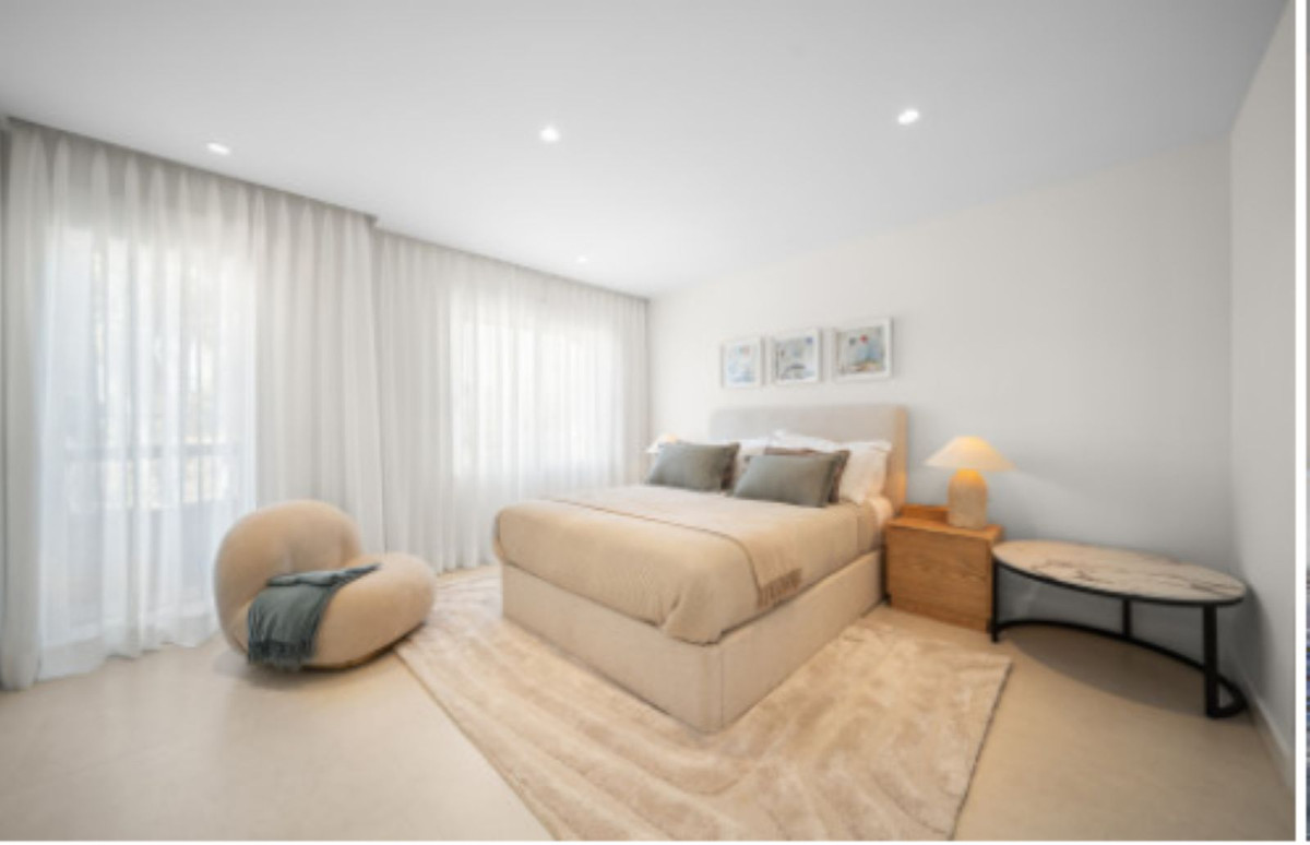 3 Bedroom Villa for Sale in Nueva Andalucía — 6