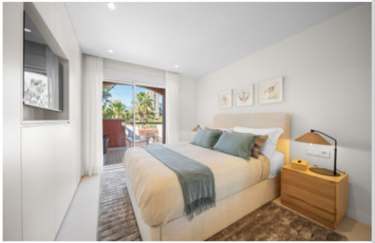 3 Bedroom Villa for Sale in Nueva Andalucía — 8
