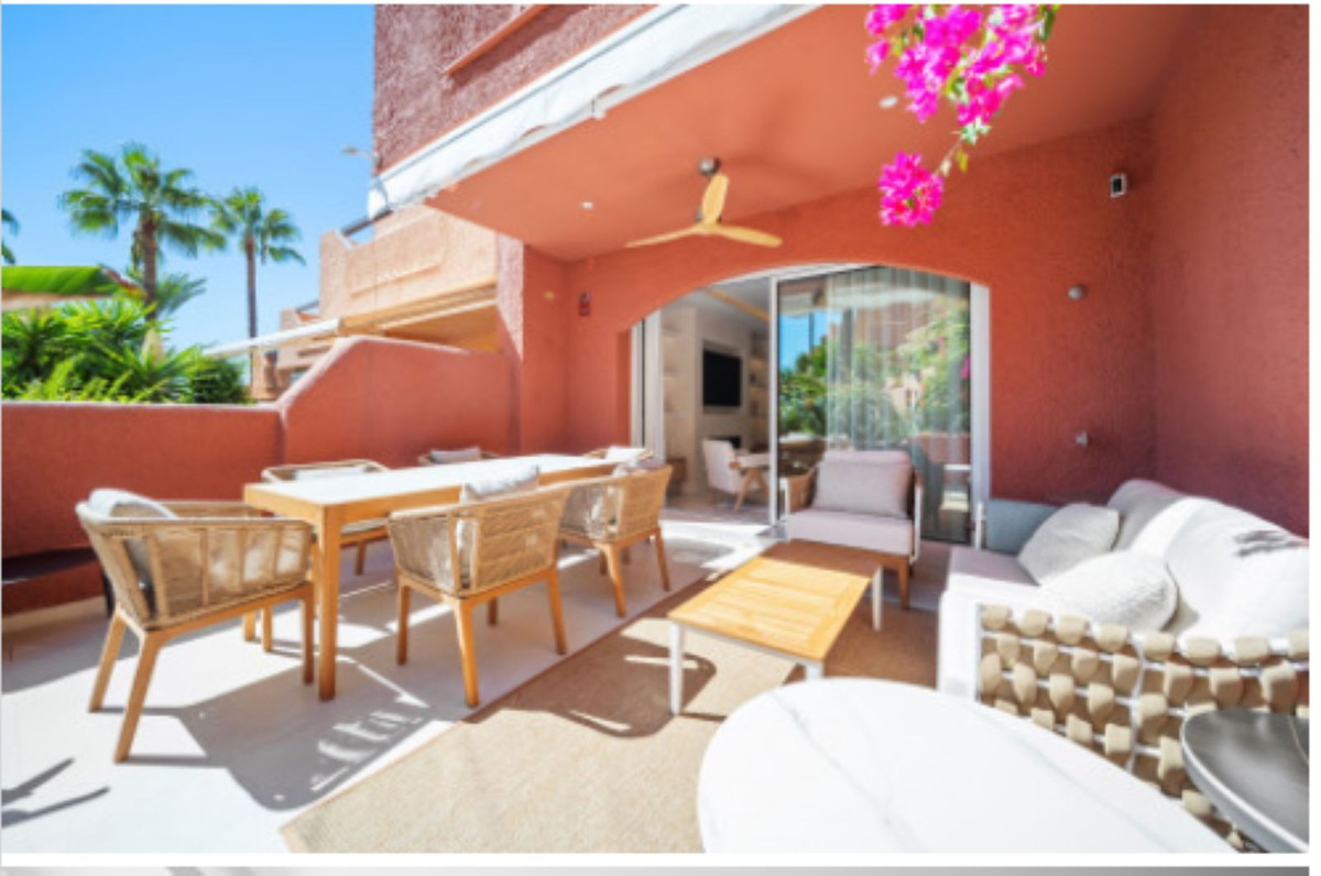 3 Bedroom Villa for Sale in Nueva Andalucía — 9