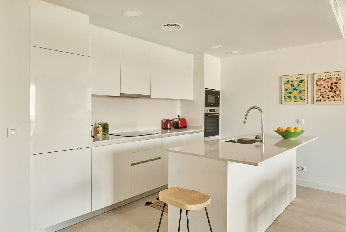 2 Bedroom Apartment for Sale in Estepona — 2