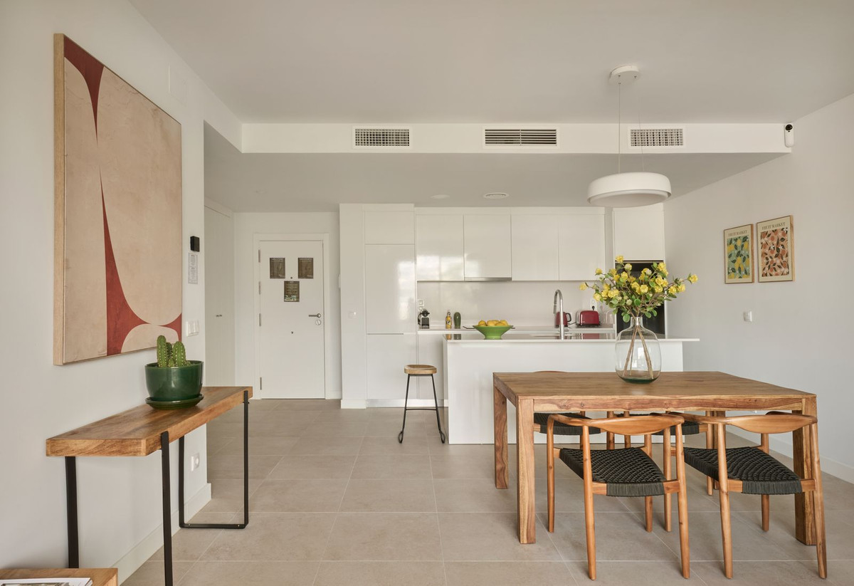 2 Bedroom Apartment for Sale in Estepona — 5