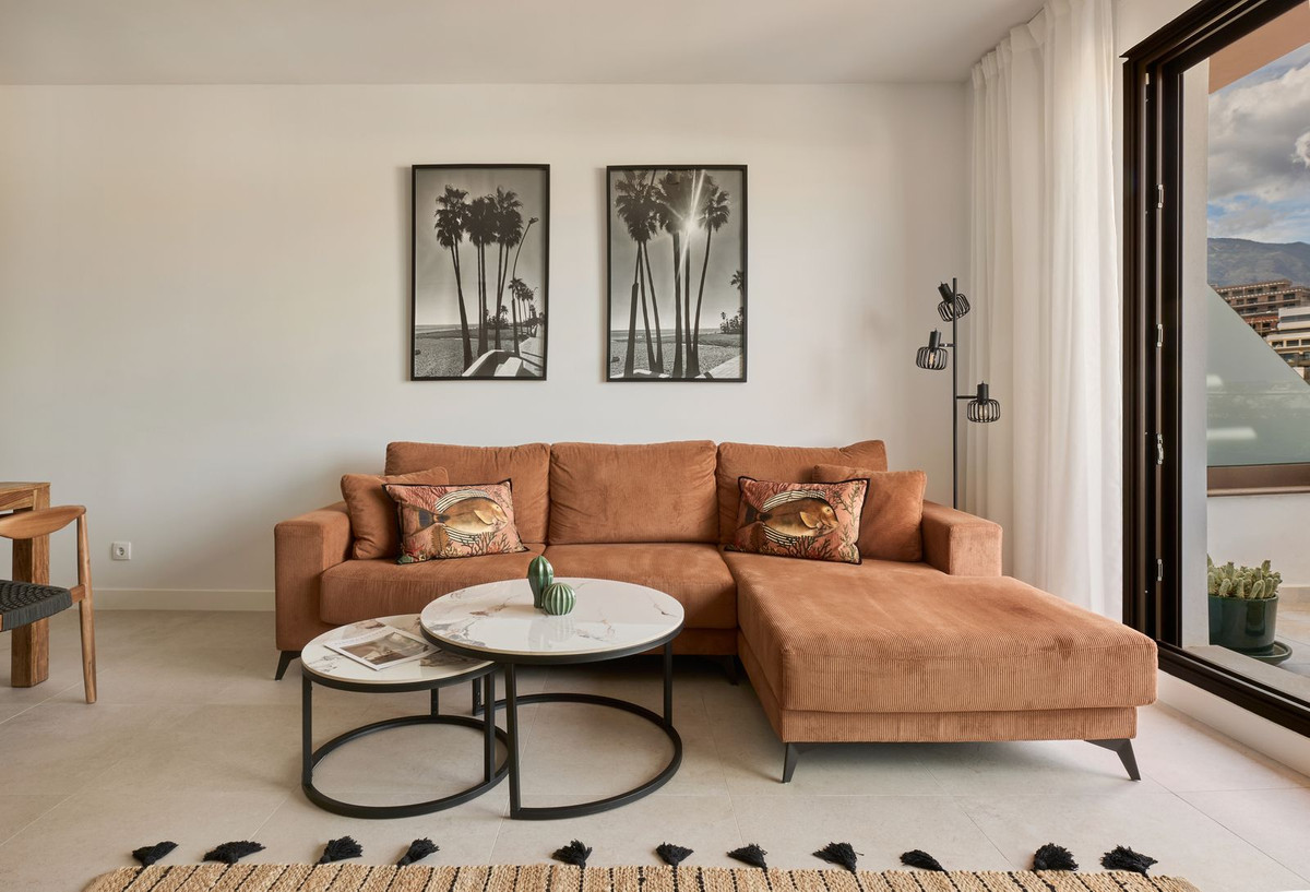 2 Bedroom Apartment for Sale in Estepona — 6