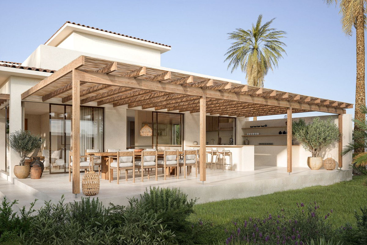4 Bedroom Villa for Sale in Guadalmina Alta — 2