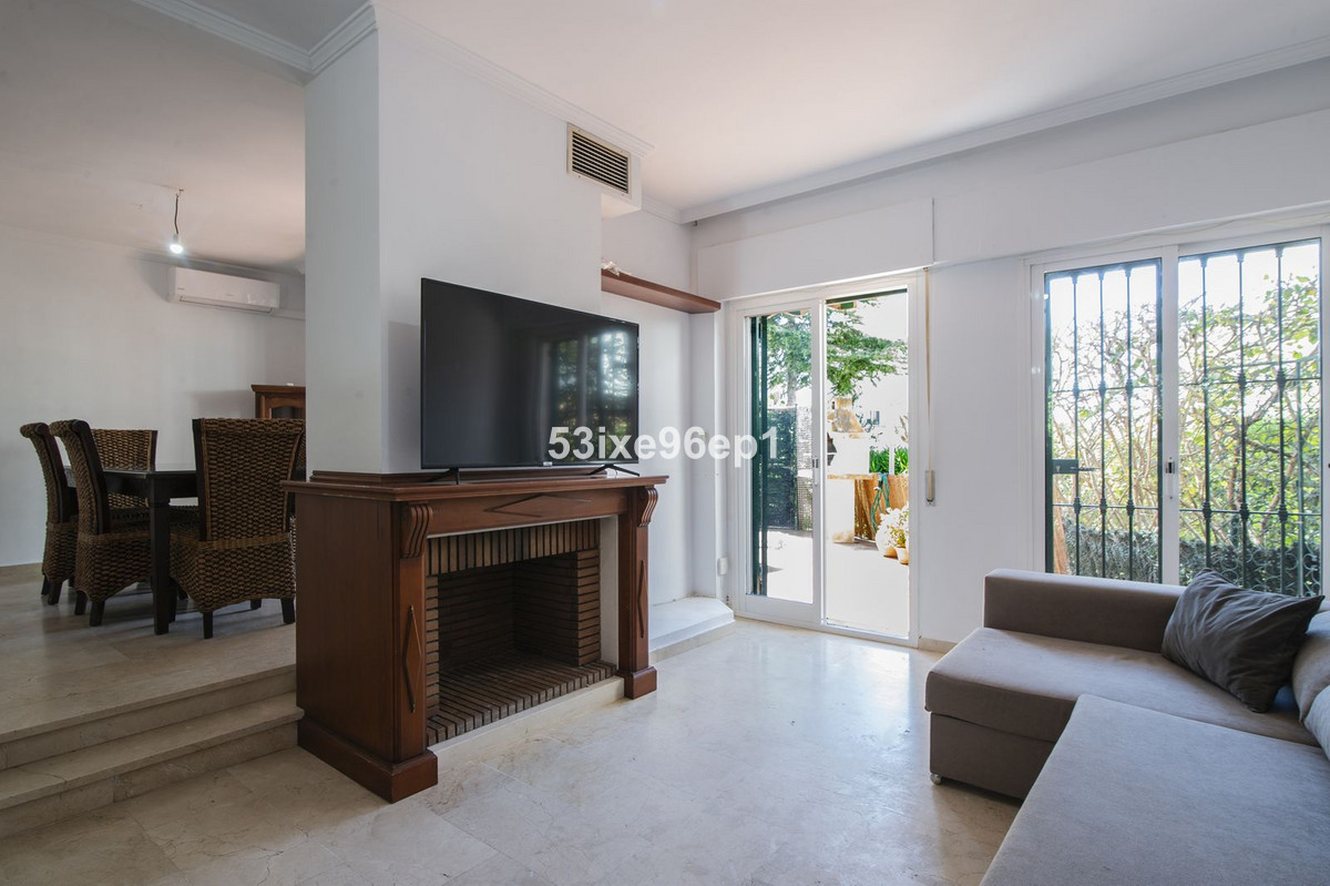 5 Bedroom Villa for Sale in New Golden Mile — 4