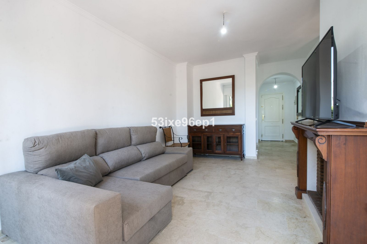 5 Bedroom Villa for Sale in New Golden Mile — 5