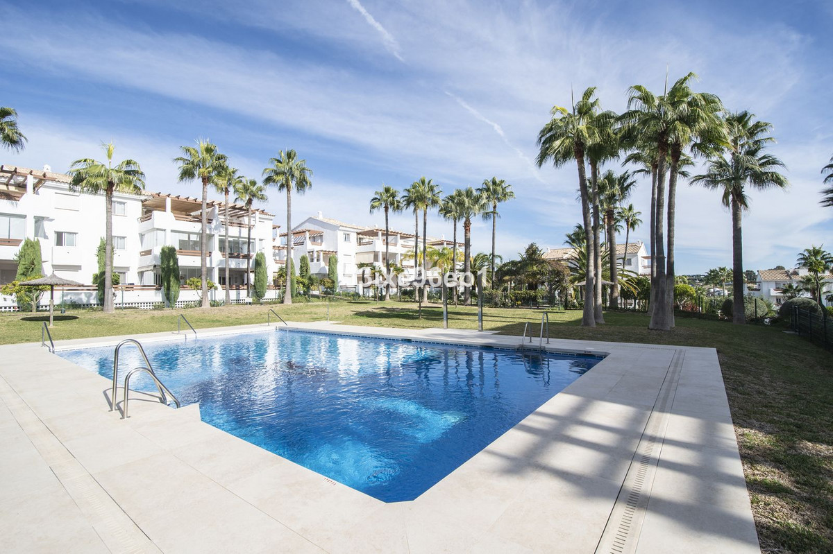 2 Bedroom Apartment for Sale in Selwo