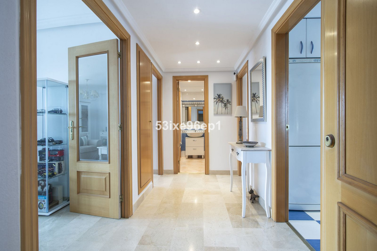 2 Bedroom Apartment for Sale in Selwo — 3