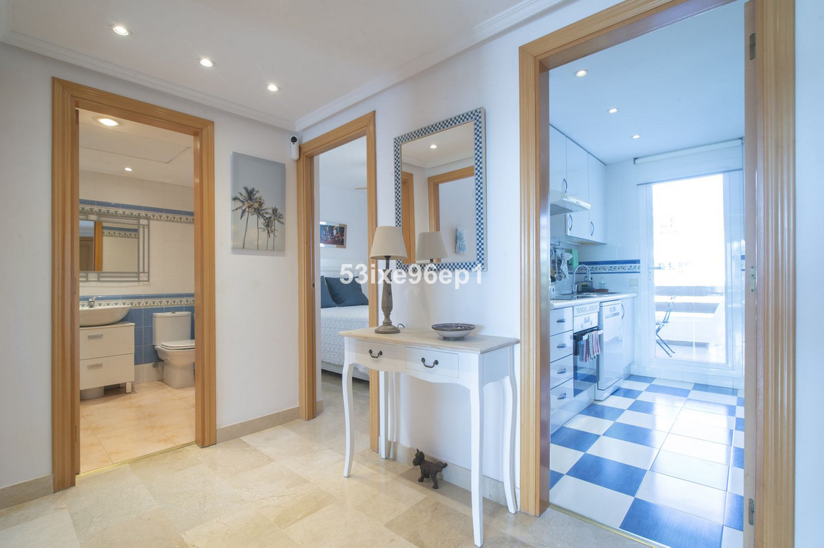 2 Bedroom Apartment for Sale in Selwo — 4
