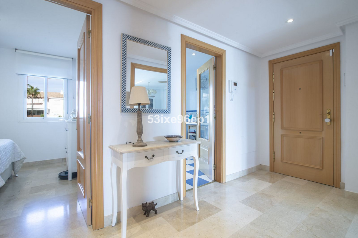 2 Bedroom Apartment for Sale in Selwo — 5