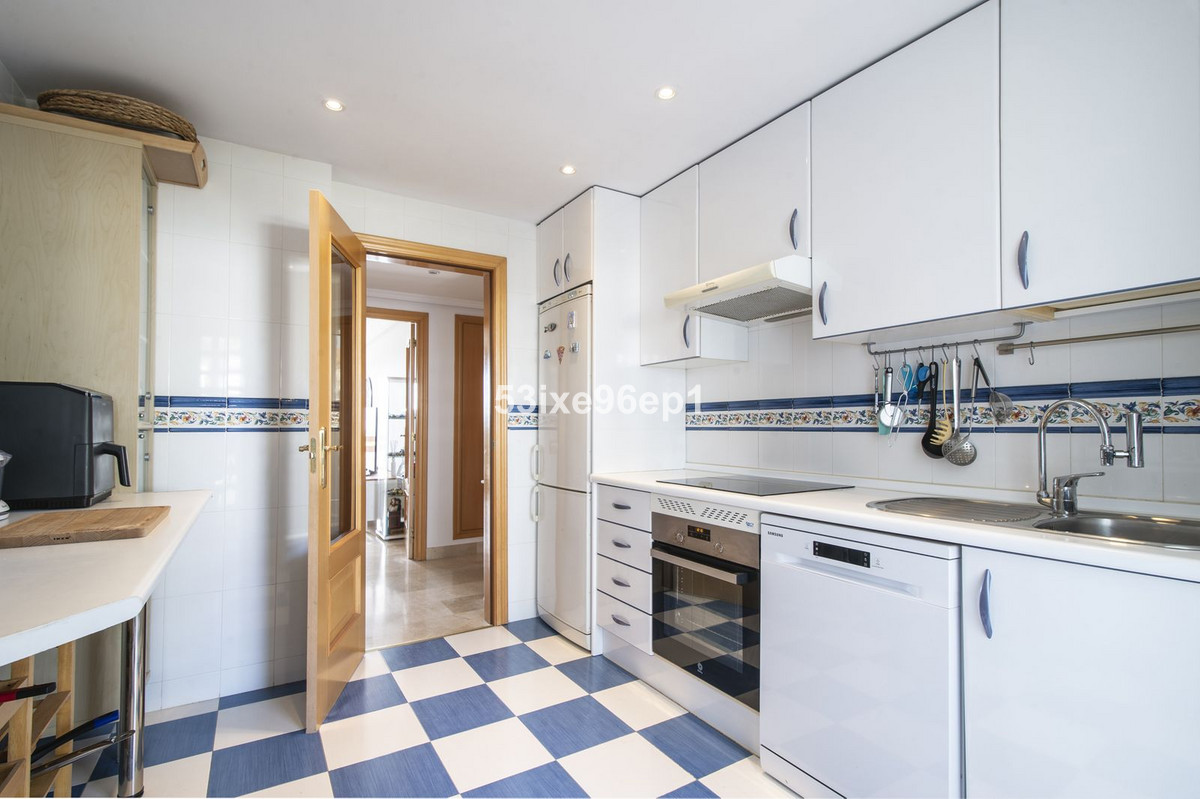 2 Bedroom Apartment for Sale in Selwo — 7