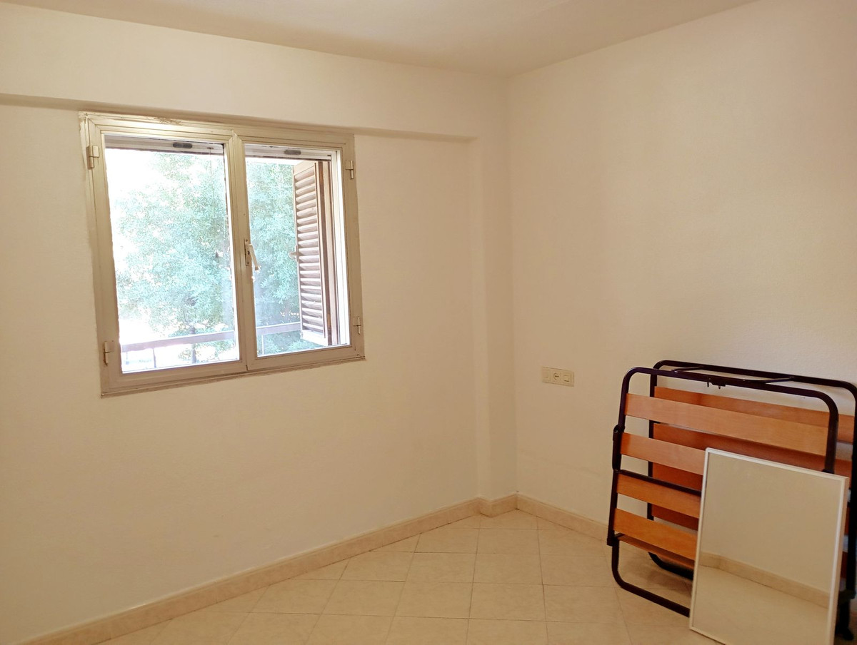 1 Bedroom Apartment for Sale in Marbella — 5