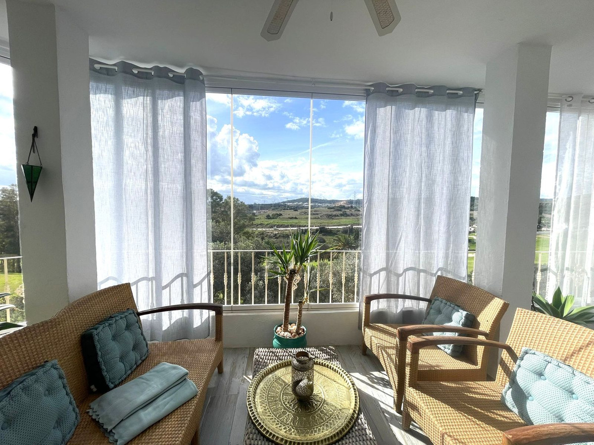 2 Bedroom Apartment for Sale in Estepona — 3