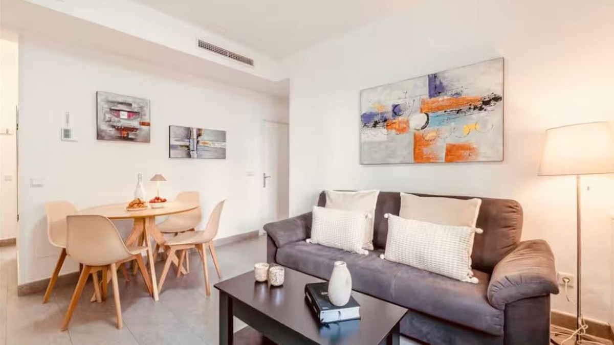 3 Bedroom Apartment for Sale in Marbella