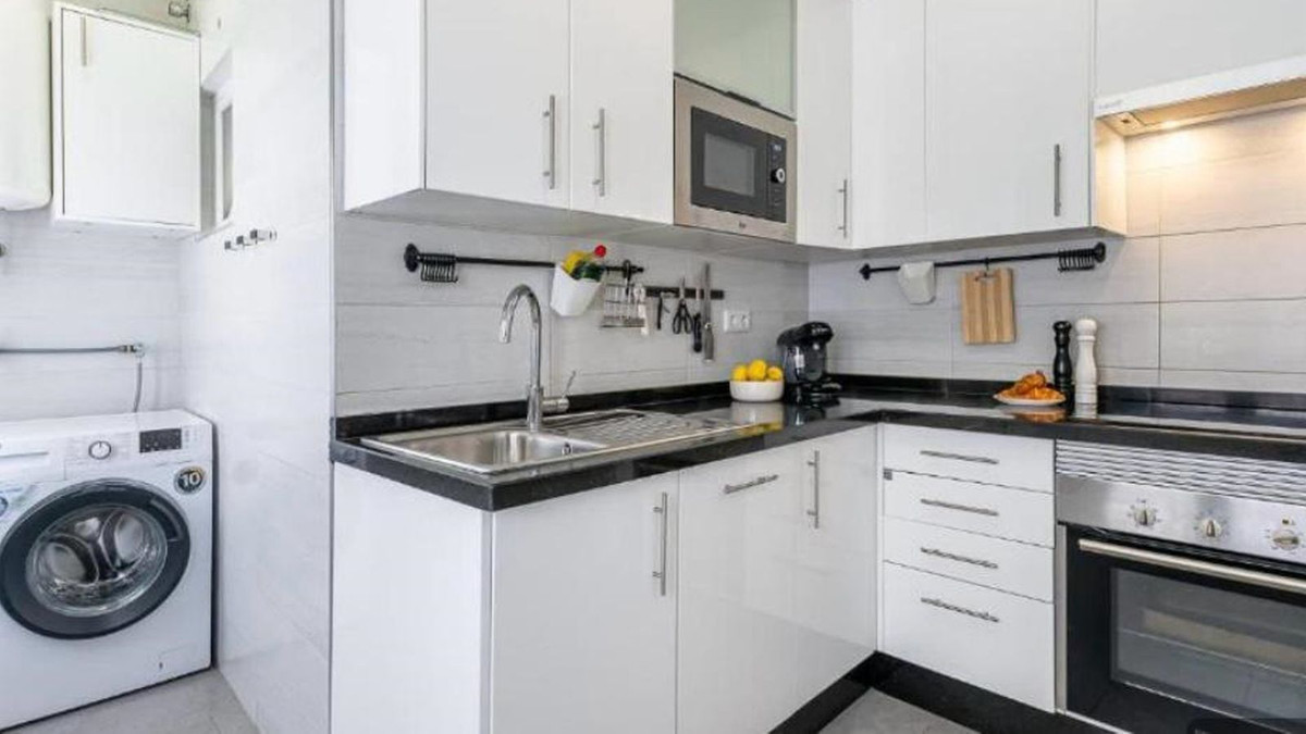 3 Bedroom Apartment for Sale in Marbella — 2