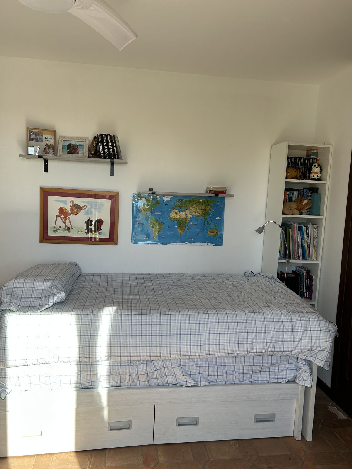 4 Bedroom Villa for Sale in New Golden Mile — view 12
