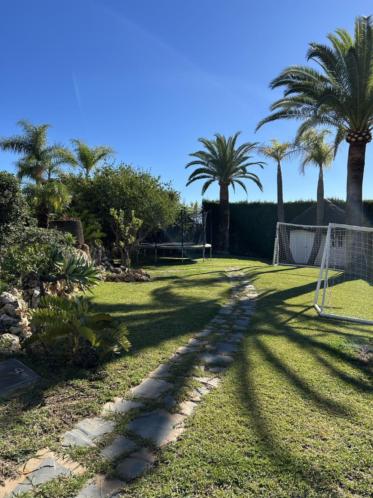 4 Bedroom Villa for Sale in New Golden Mile — 4