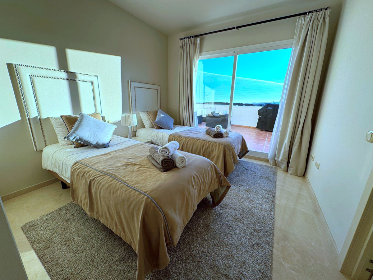 2 Bedroom Apartment for Sale in Estepona — 2