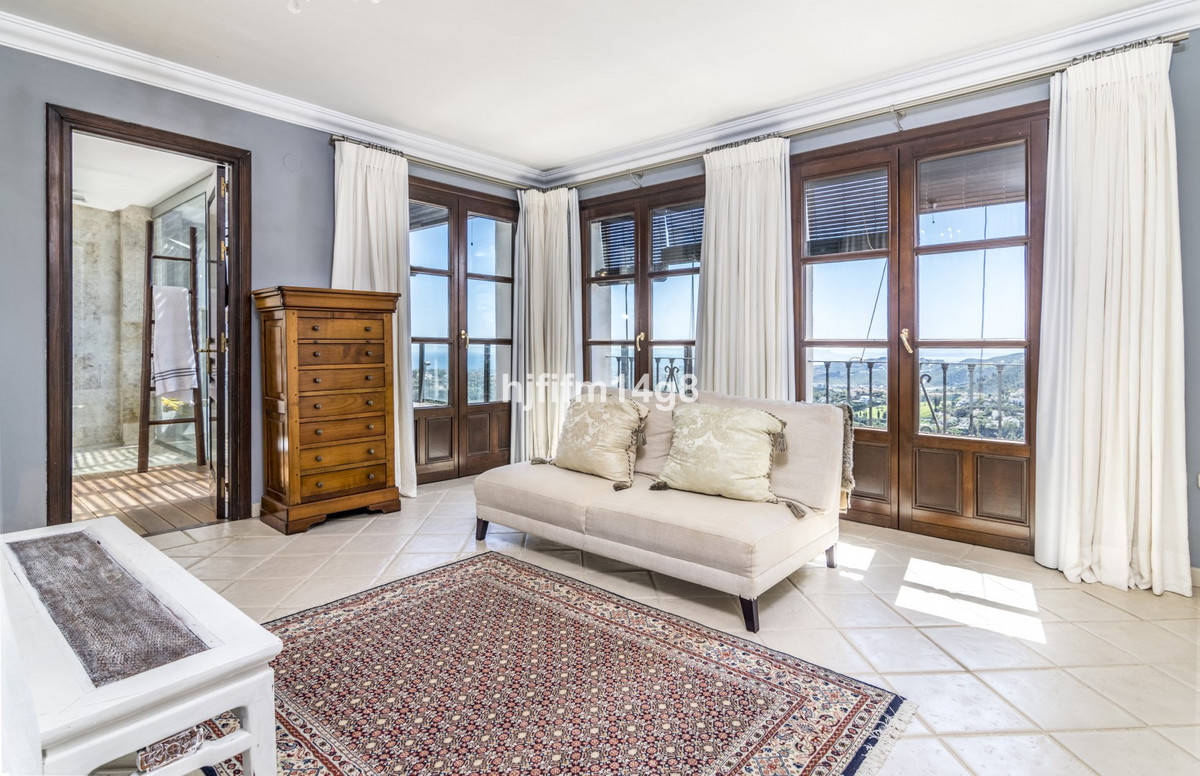 3 Bedroom Villa for Sale in La Heredia — view 11