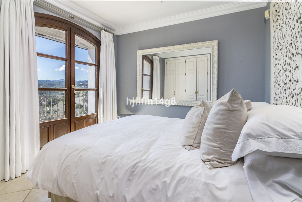 3 Bedroom Villa for Sale in La Heredia — view 14