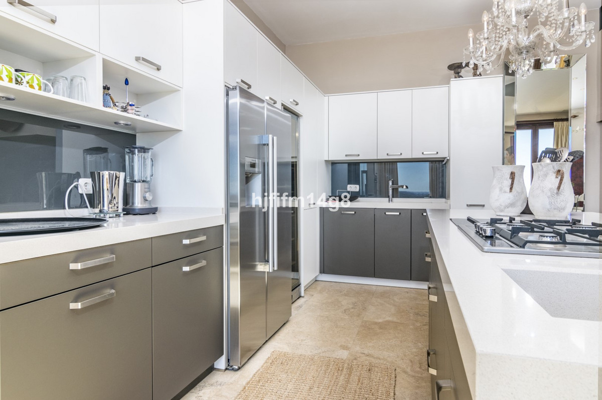 3 Bedroom Villa for Sale in La Heredia — 9