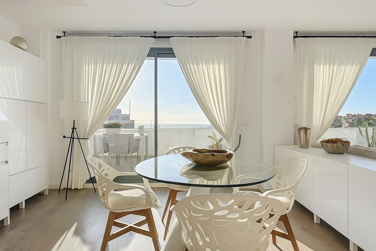 2 Bedroom Apartment for Sale in Estepona — view 18