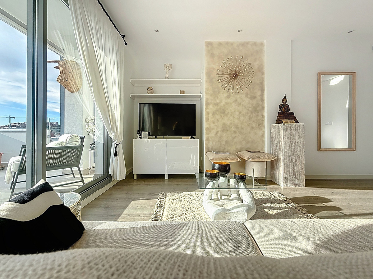 2 Bedroom Apartment for Sale in Estepona — view 10