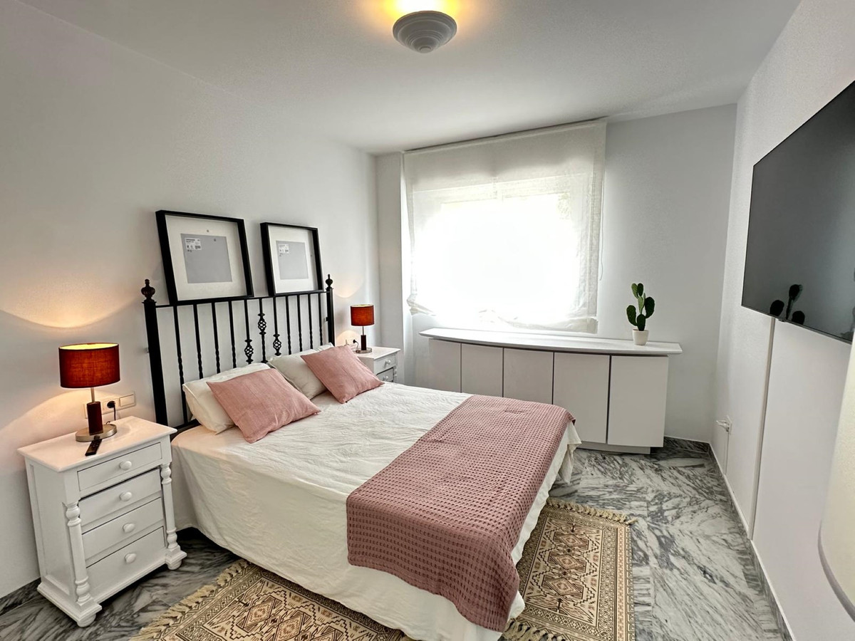 2 Bedroom Apartment for Sale in San Pedro de Alcántara — view 13
