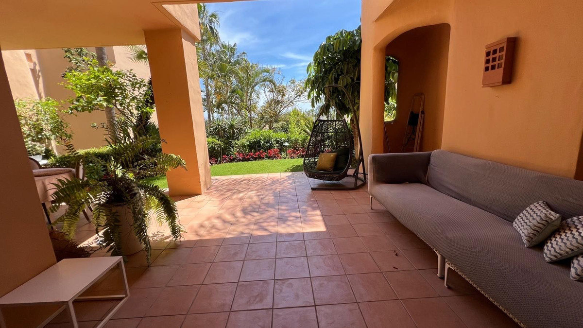 3 Bedroom Apartment for Sale in The Golden Mile — 4