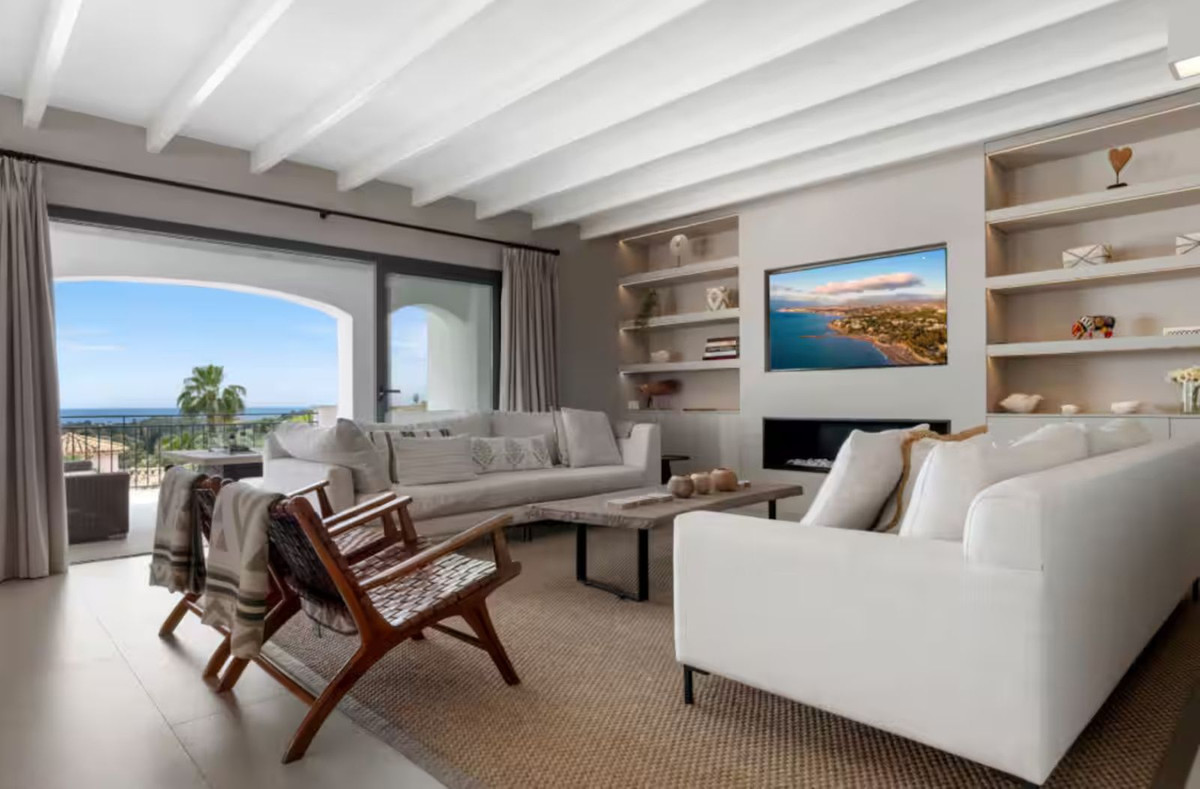 5 Bedroom Villa for Sale in Benahavís — 6