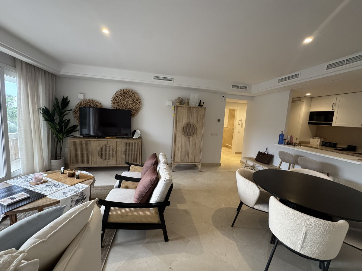 2 Bedroom Apartment for Sale in Aloha — 2